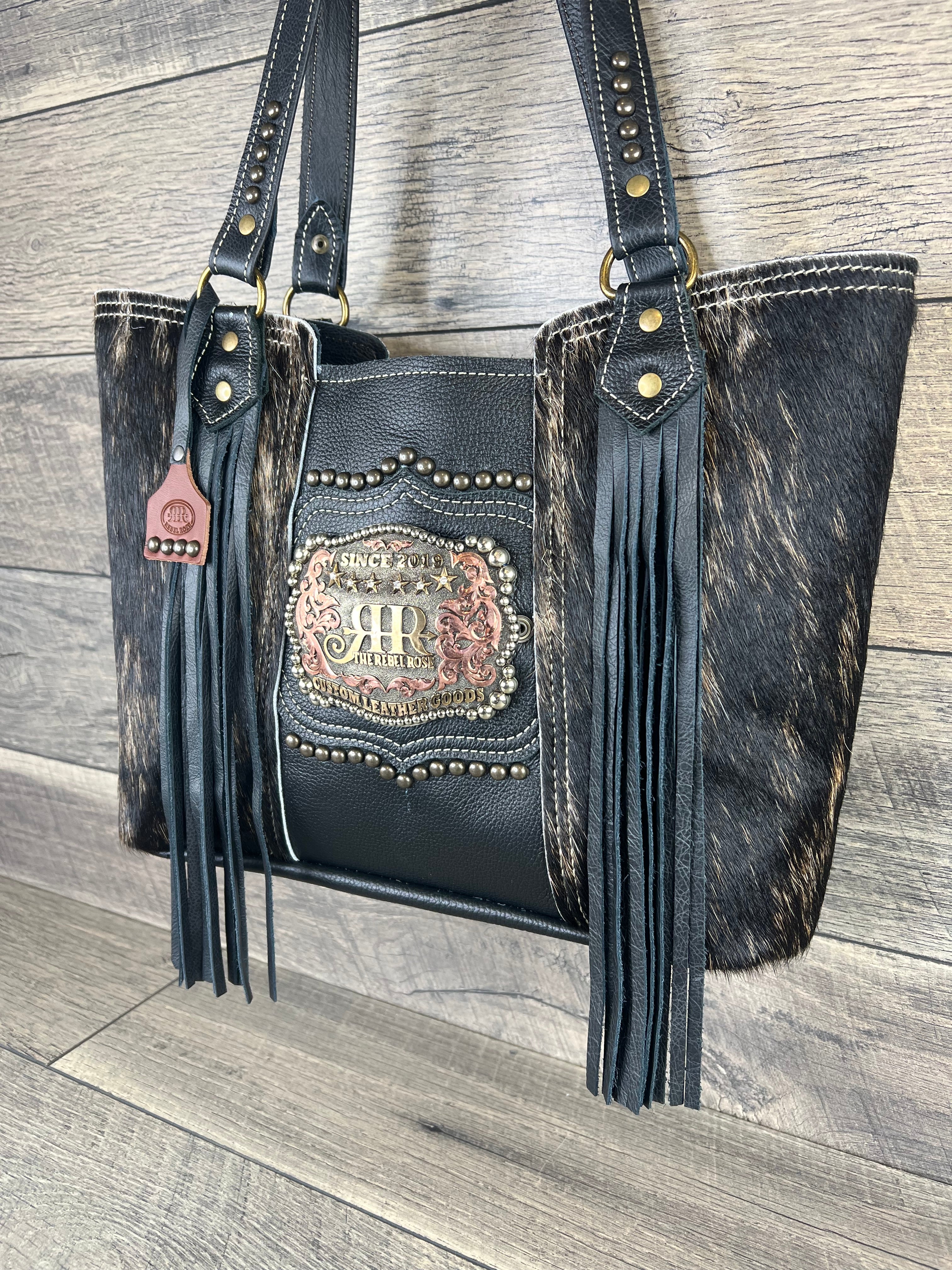 Buckle Bunny Trophy Buckle Bag – The Rebel Rose Leather Goods & Animal  Health